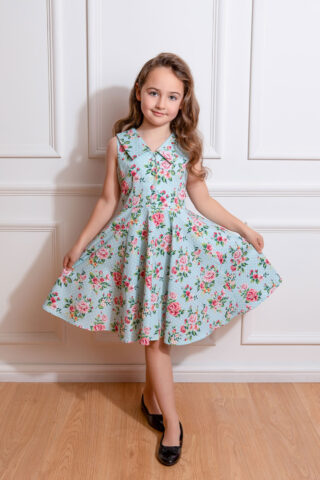 50s style φλοράλ παιδικό φόρεμα, με γιακά, κουμπάκια μπροστά και κλος φούστα. 